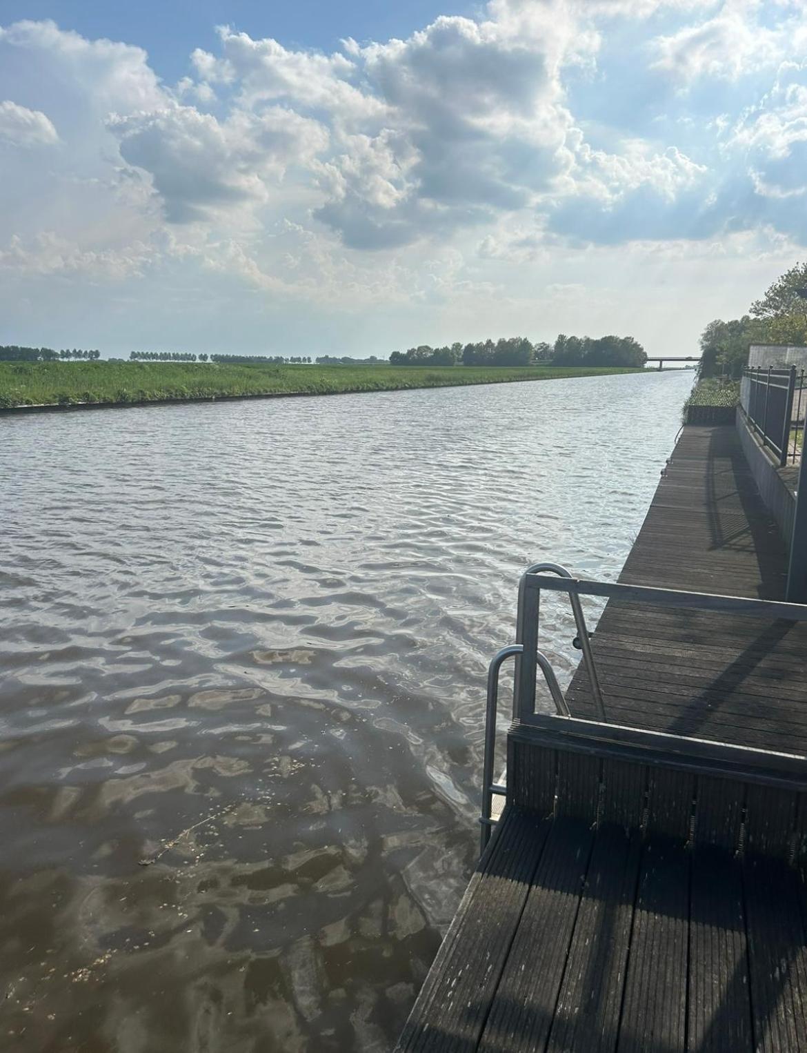 B&B Noordoostpolder Emmeloord Exterior photo